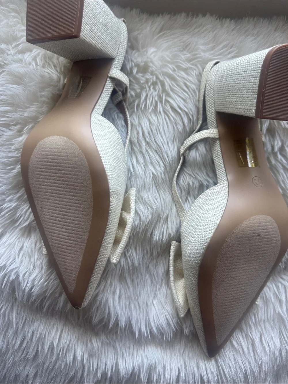 Journee Collection Cream Bow Pointed-Toe Slingback Wedges